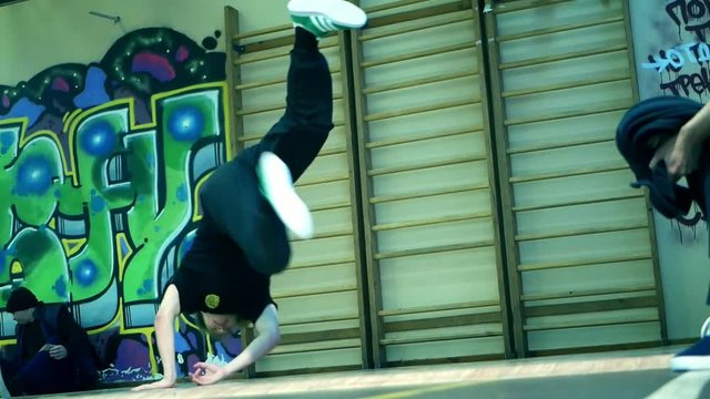 bboy dancing in the gym break dance 