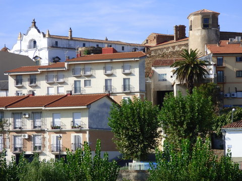 Plasencia, ciudad de España de la provincia de Cáceres, situada en el norte de la comunidad autónoma de Extremadura
