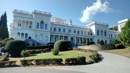 Obraz premium Livadia Palace near Yalta in Crimea. There was the Yalta conference of 1945.