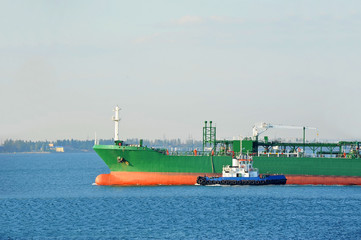 LPG (liquid petroleum gas) tanker and tug