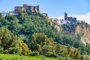 Fototapeta na wymiar View of the castle in Arcos de la Frontera, Spain