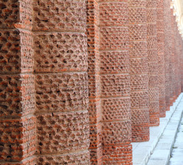 columns made with the bricks red