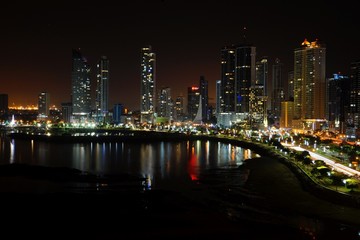 Plakat Night View of Panama City, Panama