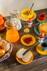 breakfast table full set