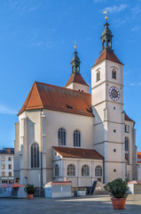 Fototapeta na wymiar New Parish Church (Neupfarrkirche), Regensburg, Germany