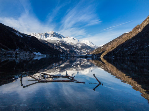 Lake of Poschiavo, Swiss Alps © Simone Polattini
