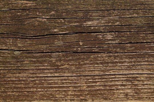 Tavole di legno grezzo esposte ad agenti atmosferici