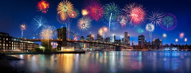 Fototapeten Feuerwerk über New York City, USA © eyetronic