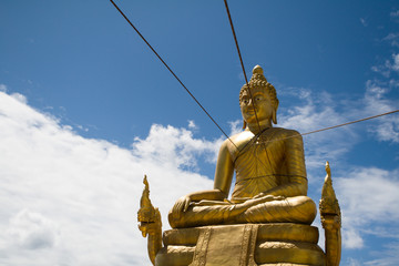 Big Buddha golden monument under construction