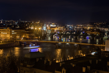 Fototapeta na wymiar Panorama Prag Nacht