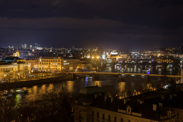 Fototapeta na wymiar Panorama Prag Nacht