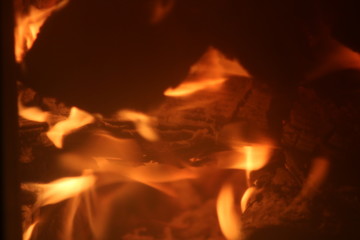 Feu d'hiver en cheminée
