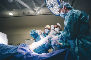 Doctors prepare knee knee operation..