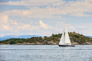 Fototapeta premium Beautiful seascape sea horizon and boat