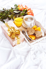 Breakfast with roses for Valentine's Day