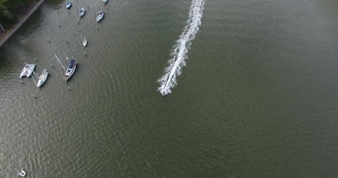 Jet skis racing on Brisbane river