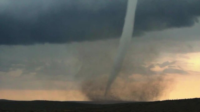 Rope Tornado - Wide Shot