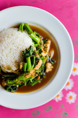 Thai chicken slices with kale