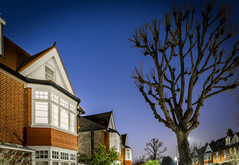 Obraz premium House decorated for Christmas in London