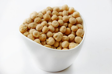 Dried white peas in a bowl