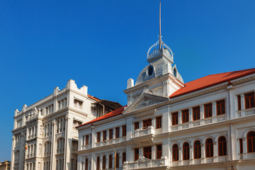 Fototapeta premium Colombo, Sri Lanka - 11 February 2017: Prince street of Dutch colonial architecture. The former Whiteways department store and LLoyds Employee Provident Fund (EPF).
