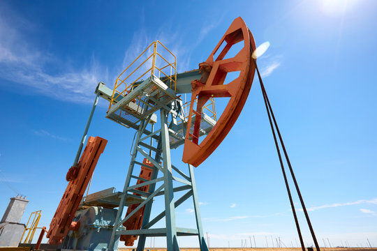 Pumpjack. A pumpjack is the overground drive for a reciprocating piston pump in an oil well. The arrangement is commonly used for onshore wells producing little oil. 