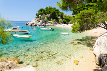 beautiful beach in Brela on Makarska riviera, Dalmatia, Croatia - obrazy, fototapety, plakaty