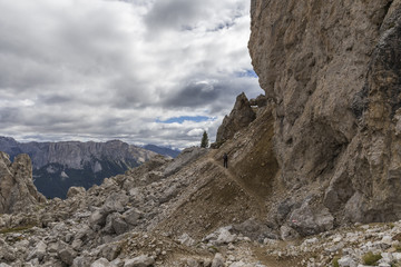 Fototapeta na wymiar hiking in the Dolomites