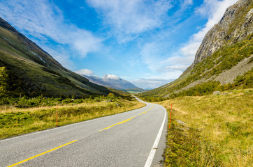 Fototapeta premium Road in mountain