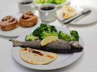 Baked trout with broccoli