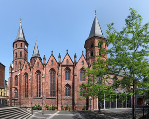 Fototapeta na wymiar Stiftskirche in Kaiserslautern, Rheinland-Pfalz