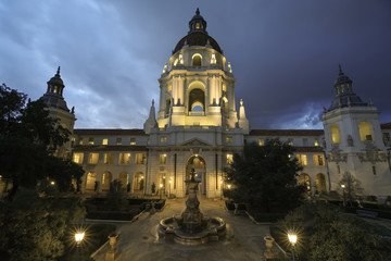Fototapeta na wymiar The Pasadena City Hall in Los Angeles County.