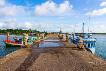 Fototapeta na wymiar Ao khai Fishing Pier Rayong, Thailand