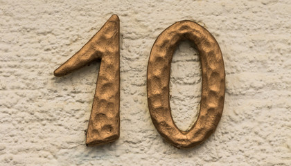 Hausnummer 10