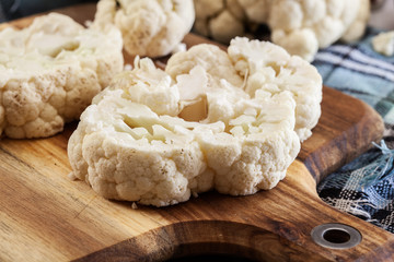 Preparation of vegetarian cauliflower steak