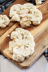 Preparation of vegetarian cauliflower steak