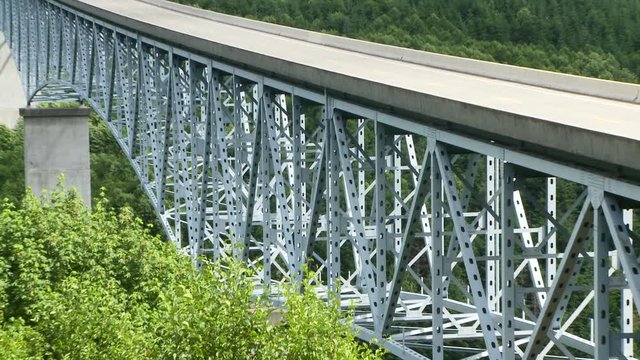 Hoffstadt Creek Bridge