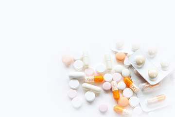 医療イメージ　飲み薬