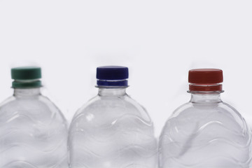 Pfandflasche bunter Deckel