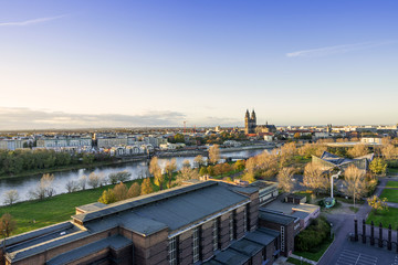 Fototapeta premium Magdeburg - Skyline
