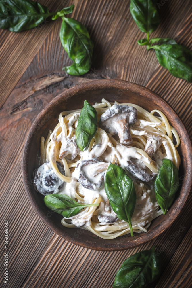 Sticker portion of creamy mushroom linguine