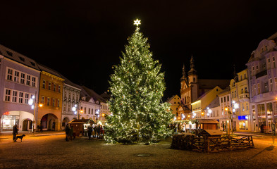 Fototapeta na wymiar Christmas market at night