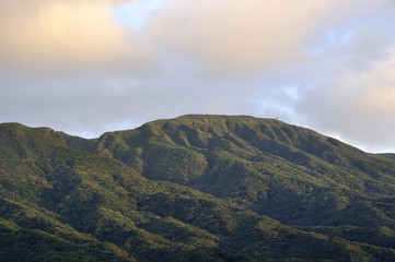 夕暮れの山並み