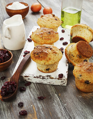 Muffins with dried cranberries