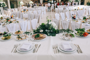 Wedding table service.