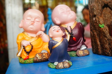 The small monk's sculptural landscape is very interesting