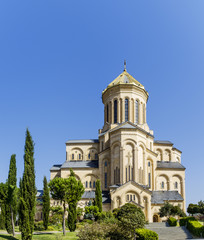 Fototapeta na wymiar Blick auf die Sameba Kathedrale in Georgien 