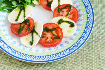 caprese salad with pesto