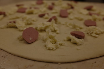 pizza with wurstel and mozzarella