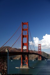 Fototapeta na wymiar Beautiful Golden Gate Bridge in San Francisco -- USA 